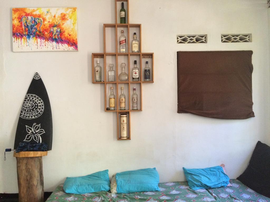 Eastwind Surf Camp Hotel Arugam Bay Buitenkant foto