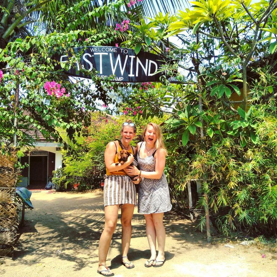 Eastwind Surf Camp Hotel Arugam Bay Buitenkant foto